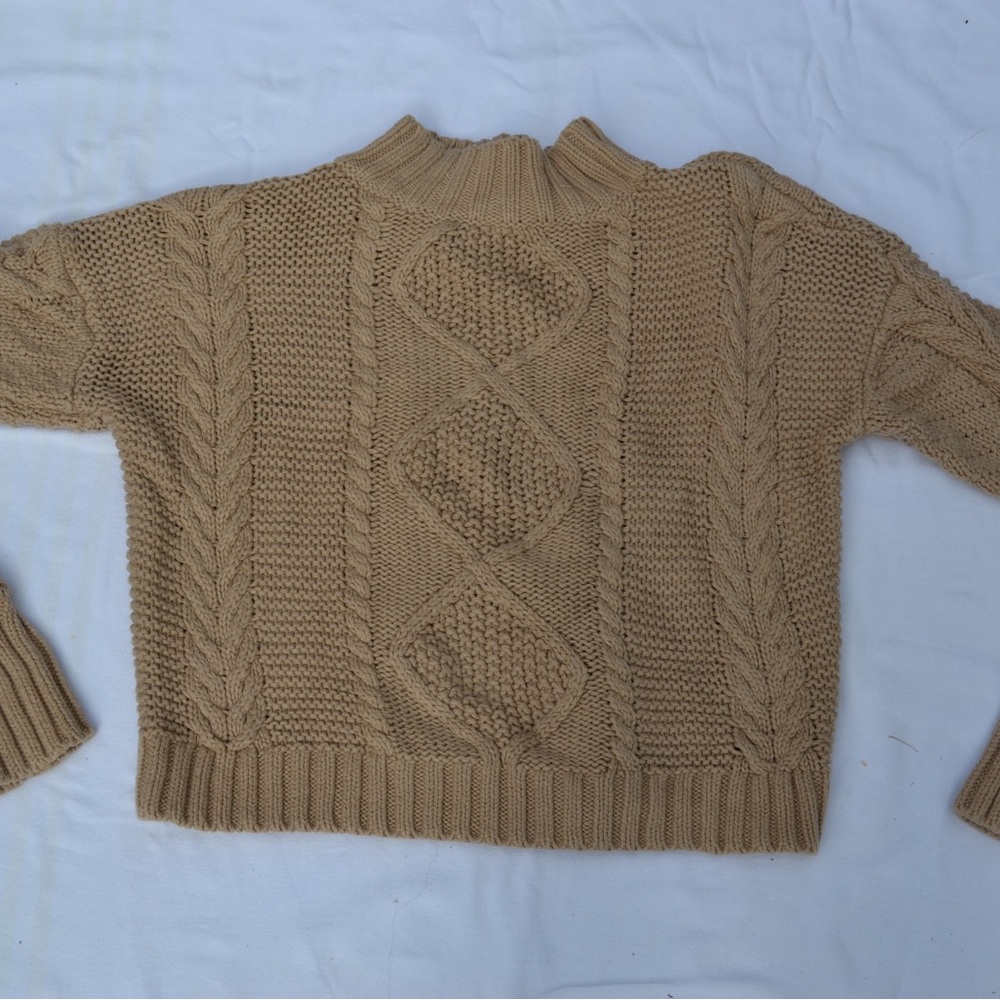 Sweater - Picture 2 of 4